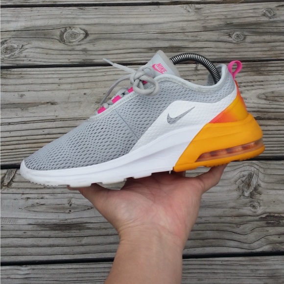 Women Nike Air Max Motion 2 Pure Platinum Fuchsia Running Shoes Sneakers - Picture 4 of 8